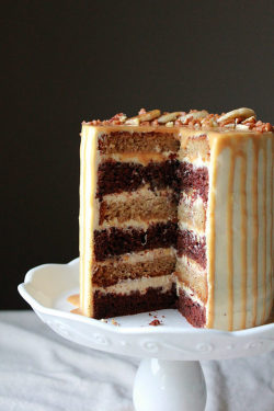 fullcravings:  Banana Chocolate Cake with Dulce De Leche Cream Cheese Frosting
