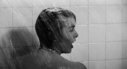 classichorrorblog:  Psycho (1960) Directed by Alfred Hitchcock A Phoenix secretary steals money from her employer’s client, goes on the run and checks into a remote motel run by a young man under the domination of his mother.
