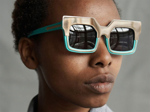 yagazieemezi:  FASHION FEATURE: New Zealand designer Karen Walker works with lensman Derek Henderson to shoot her Spring 2013 collection. Walker didn’t just employ the talents of artisans in Kenya, she had them model the looks, too. Partnering