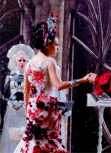lady-arryn: costume appreciation: Jupiter’s wedding dress from Jupiter Ascending