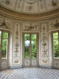 davidjulianhansen:  Marie-Antoinette’s Salle de Musique at the Palace of Versailles#Built Beauty