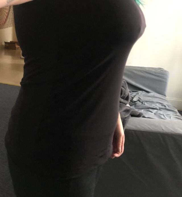 bell-ybb:I went to Burger King and then had some mentos while I finished my second soda. These leggings do a great job of hiding my big bloated belly
