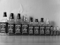 itserikgonzalez:  Botellas Jack Daniel’s.