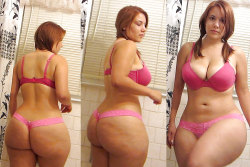 Oh my, this big bubble ass looks great in this pink lingerie!