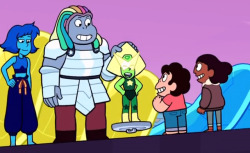 acidcock23:  “i like this pointy thing&quot;Did you notice Bismuth touching Peridot’s hair??its like&ldquo;i like this pointy thing”