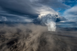 atmospheric-phenomena:  (via Bardarbunga volcano erupts on Iceland)