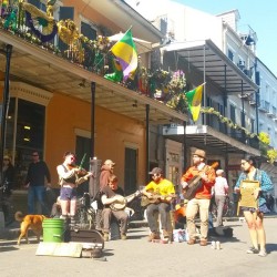 Stuffing ourselves with sweet potato pie at Rouses. So delicious that I want to pick the plate. Eating on the curb, great bluegrass band outside named YES MA'AM - #neworleans is an amazing place!!! #mardigras