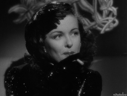 nitratediva: Joan Bennett in The Woman in the Window (1944). https://painted-face.com/