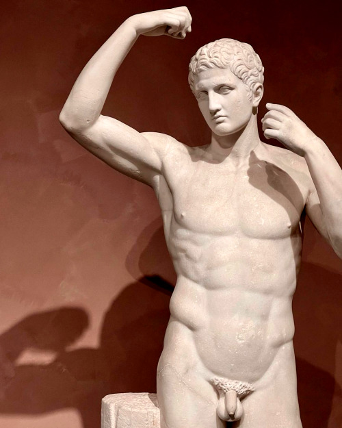 antonio-m:  Torlonia Collection, considered among the world’s most important private  collections of Greek-Roman classical art, at last comes to light after  being largely hidden away for more than 70 years. @museicapitolini