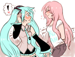 negitoro AU where miku is a &ldquo;pop princess&rdquo; superstar and Luka is a fan that happens to be gorgeous so miku is all &ldquo;oh no shes hot&hellip;&hellip;&hellip;&rdquo;