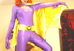 missrobo:  It’s been taking a while, but this is finally coming together! ’60s Yvonne Craig Batgirl costume (courtesy of Bethany) that I’ve been modding. The gloves alone have been a project unto themselves, as I’ve had to completely resew the