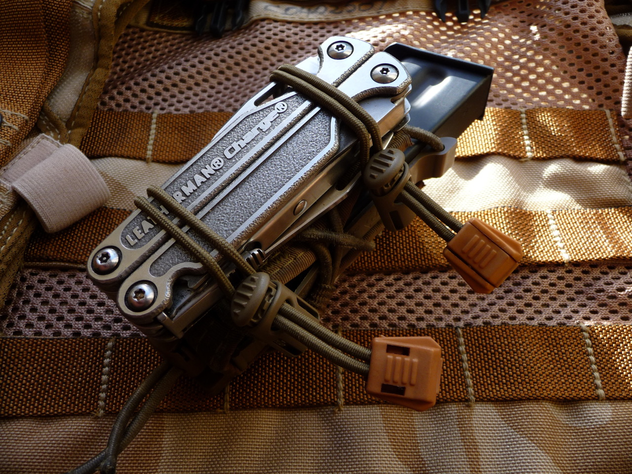 ru-titley-knives:  As I had some of my High speed gear tacos off my EDC belt for