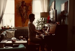 quickienewyork: (Here’s me playing the piano naked while Zelda sleeps on the couch next to me. I call it “Me Playing The Piano Naked While Zelda Sleeps On The Couch.”) Good morning beautiful people, Today I’m thinking about writing and sex along