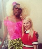 fuckyeahmarycherry:  Rare picture of Leslie Grossman and Ru Paul (who has played Mary Cherry’s father - Sweet Honey Child - on Popular) on the set of the show. Couldn’t find it on any larger size or better quality. :( But it’s worth sharing.  