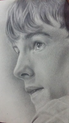 queenrooneys:  FINIIISHED! Well, sort of. I still need to do little things to it, but it has been sitting in my drawing book unfinished for months so it’s as good as done to me. Now I can finally start my Vicky McClure drawing :D 