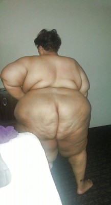 nycbbc718:  Mature Ssbbw with a big ass that shit is serious