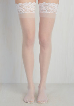 coquettefashion:  White Lace Thigh Highs 