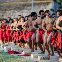 kanakamusic:Huli hia papio a i lalo i ke Alo #hawaii #hawaiian #kanaka #maoli #hula #olapa #hnmop #island #home #paradise #luckywelivehawaii #hilife #hoiikapiko #maunakea #maunaawakea #aoletmt #tmtshutdown #shutdowntmt #culture #tradition #love #aloha