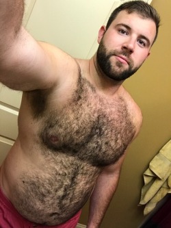 midwesthairmusclebear:  10k! I’m gonna put up way better pics. Need to take them