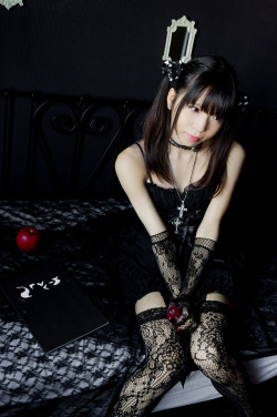 otokonoko-japanese-traps:  Crossdresser cosplay time with Aonyan (あおにゃん)! Wow … who would have thought that the Japanese trap version of Misa Amane (弥海砂) from ‘Death Note’ could look even more ravishing then the original … Thank