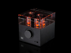 mindgraphy:  Woo Audio WA7 - Pure Class-A headphone tube amplifier with integrated 192K USB DAC, I would love one of these glowing on my desk. 