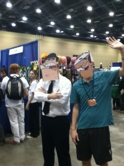 laugh-addict:  I CAN’T EVEN THESE GUYS I SAW AT ZENKAIKON BEST COSPLAY EVER