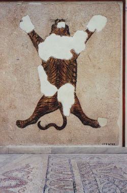 helenmilesmosaics:  This is truly bizarre in terms of ancient Roman mosaic designs. Does anyone know where it comes from? 
