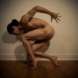 naked-yoga:  The Runner ~ Sasha 