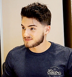 monkeysaysficus:  Who is this sexy toddler?   mmm Cody Christian