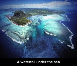 magicalgirlfeferi:  smashsamurai:  dontchawannawantafanta:  afallfromelegance:  THAT IS FUCKING TERRIFYING WHY DO PEOPLE FIND THAT BEAUTIFUL?! THERE’S A BIG FUCKING GAPING HOLE IN THE MOTHERFUCKIN OCEAN AND WATER IS DISAPPEARING INTO IT WHERE DOES IT