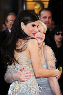 ilikephotograph:  ♥ Sandy Bullock na We Heart It http://weheartit.com/entry/9608995  Two of my all time favorite ladies