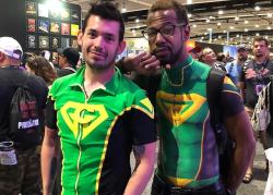 gaycomicgeek:  I did not attend San Diego Comic Con this year, but I had a lot of friends who did make it. They took a few pictures here and there of guys in costume. At least as much as they could. SDCC is not known for being a huge cosplaying event