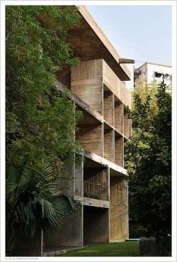 Hmm…Corbusian Brutalist building,