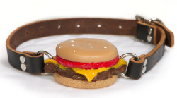 laurangeblossom:  heyepiphora:  Silencing Slider Cheeseburger Ball Gag by Gorge Ohwell. It’s even 100% silicone. HELL YES!  holy shit 