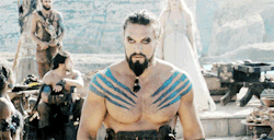 stormbornvalkyrie:  Daenerys Targaryen wed Khal Drogo with fear and barbaric splendor in a field beyond the walls of Pentos, for the Dothraki believed that all things of importance in a man’s life must be done beneath the open sky. 