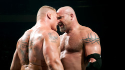 fishbulbsuplex:  Brock Lesnar vs. Bill Goldberg