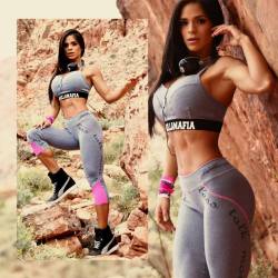 justlovefitwomen: justlovefitwomen: #sexy #fitness #fit #fitwomen #abs #motivation #workout #hardbody #shredded #sexylegs #shesquats #squat   Michelle Lewin   