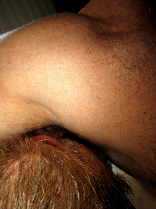 troygm:  bearfoothunter:  that pit smells adult photos