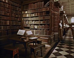 bibliotheca-sanctus:    The Wren Library of Trinity College in Cambridge, Great Britain    