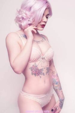 tits-tats-n-tutus:  Photo/Retouch: Timeout-Photography  Model: Candy Cane