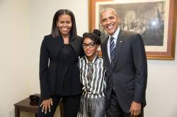 intriguedromance:  tarynel:  peanutbutterandjeri: ahighlyfunctioningfangirl:  amuzed1:   janellemonae &quot;The one true king and queen of the North.“ 🙏🏿   Michelle is slaying that suit tho   Omg   Janelle looks so cute and tiny lol  The Obamas