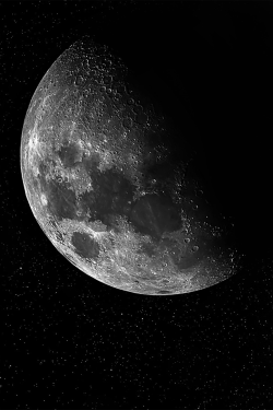 plasmatics-life:  Moon &amp; Stars [via/more] By Jaewoon (NASA Original Capture) 