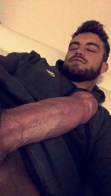 dmcneerconnectpal:  Dustin Mcneer  November 19th 2017  “One of the best dick pics I may have ever taken
