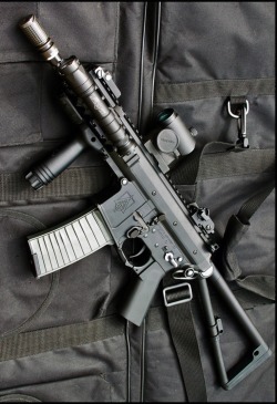 weaponslover:    Knights Armament KA PDW