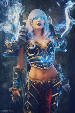sharemycosplay:  Photographer Beethy &amp; #cosplayer @OJessicaNigri teamup for this stunning #WorldofWarcraft #DeathKnight! #cosplayhttps://www.facebook.com/OfficialJessicaNigrihttp://www.facebook.com/pages/Beethy-photography/164054523608933Interviews,