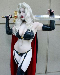 hottestcosplayer:  Bellechere showing off why she IS Lady Death