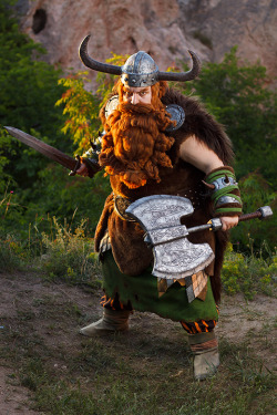 stitchfeather:  dudus-senchou:  My favorite shot about my Stoick cosplay, I look so manly and cool *-* Photo by Dávid Écsi (Dave) Cosplay done and worn by myself (Dudus Arrrt) ^-^  !!!!!!!!!!!!!!!!!!!!!!!!! 