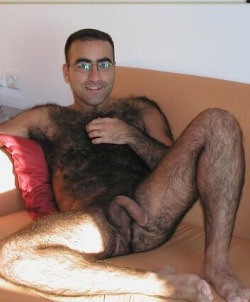 hairypo:Wow, hairy fucker, would love to be spying on him on my holiday with the wife and kids, serious wanking material… Would like to see him covered in cum