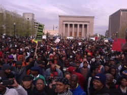 stupidcrazydope:  Over 10,000 PEACEFUL protesters in #Baltimore. Don’t let he media fool you into thinking it is only violence.