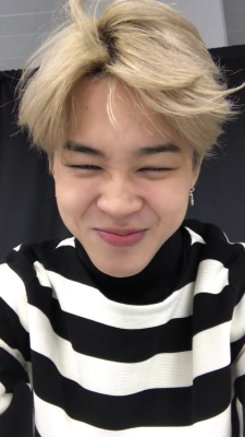 kpopowallpapers:  Jimin ❤⭐ Base in his Last Log on YouTube  All credit to the owners of the pictures:)) Thanks to reblog follow me and like the pictures if you use them:)))❤   From https://youtu.be/oIeqRRh47BM